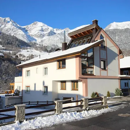 Fahrner Apartmán Pians
